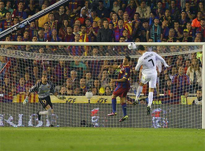 Real Madrid 1-0 Barcelona, Copa del Rey 2011/2012 (realmadrid.com)