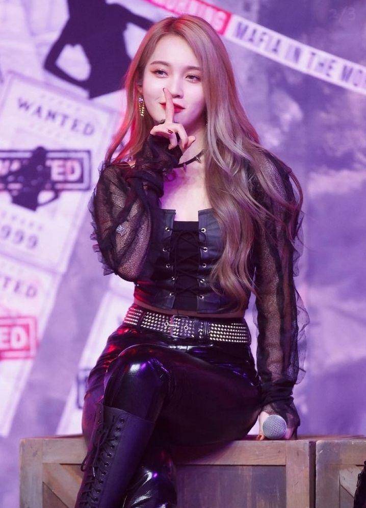 Fu Yaning (instagram.com/girlsplanet999)
