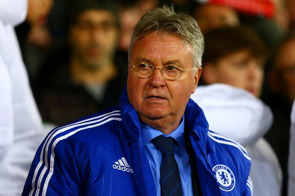 potret Guus Hiddink saat melatih Chelsea (standard.co.uk)