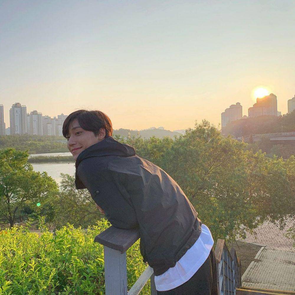 Lee Do Hyun (instagram.com/ldh_sky)