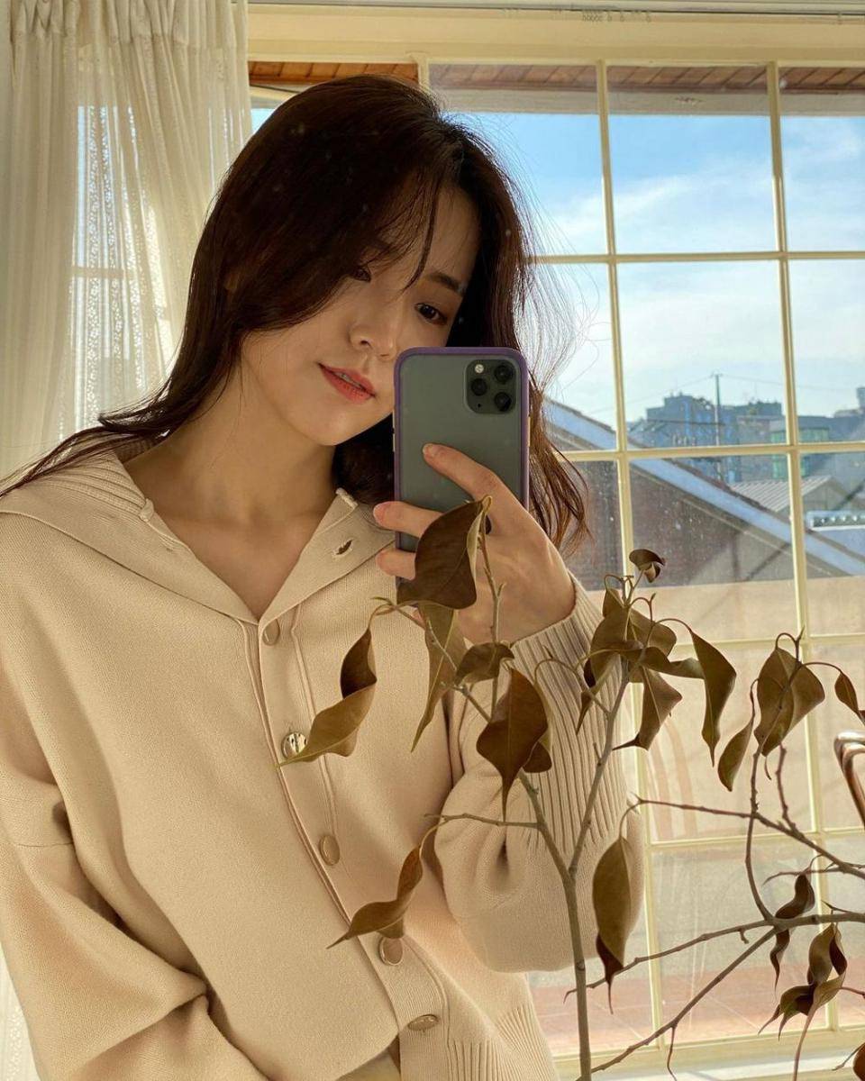 Kim Ji Eun (instagram.com/kj_ieun)