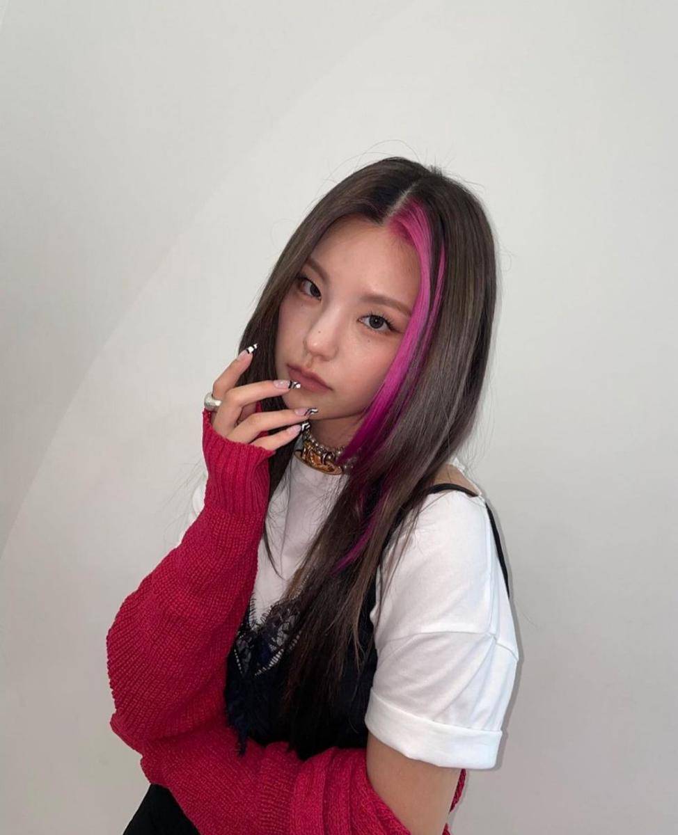 Yeji ITZY (instagram.com/itzy.all.in.us)