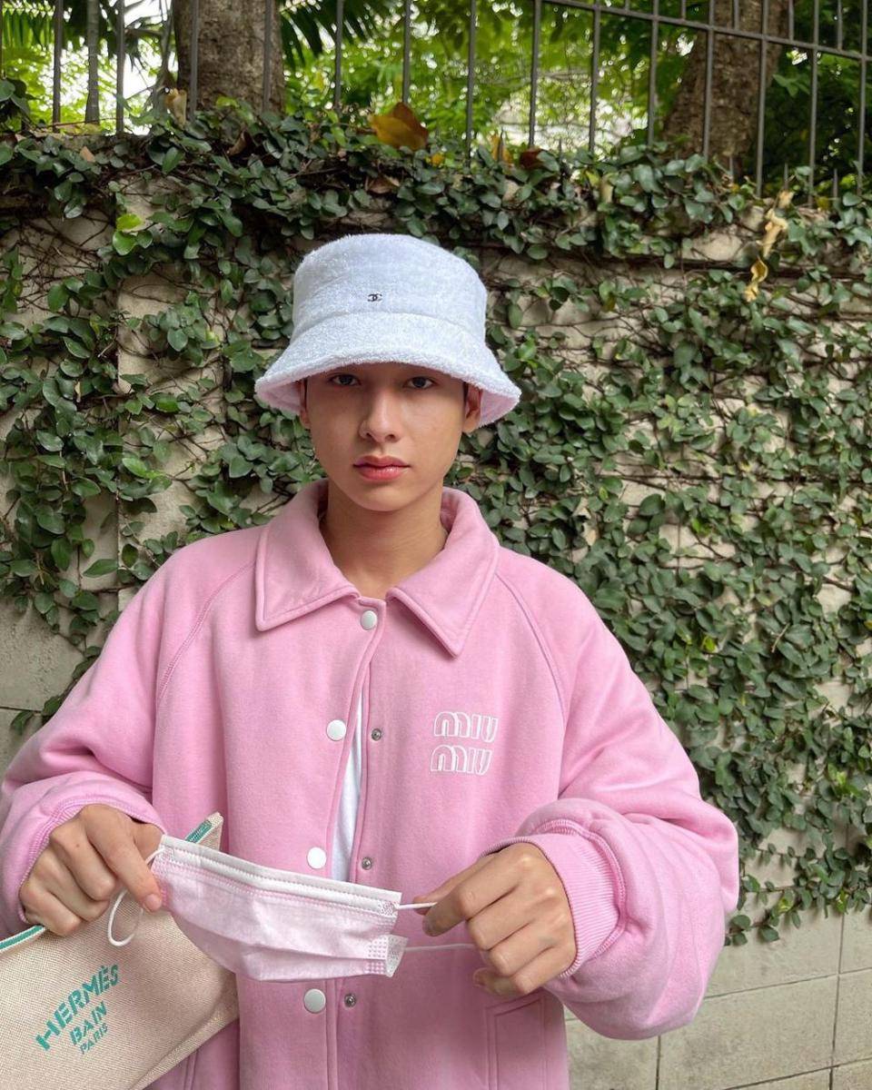 Gun Atthaphan (instagram.com/gun_atthaphan)