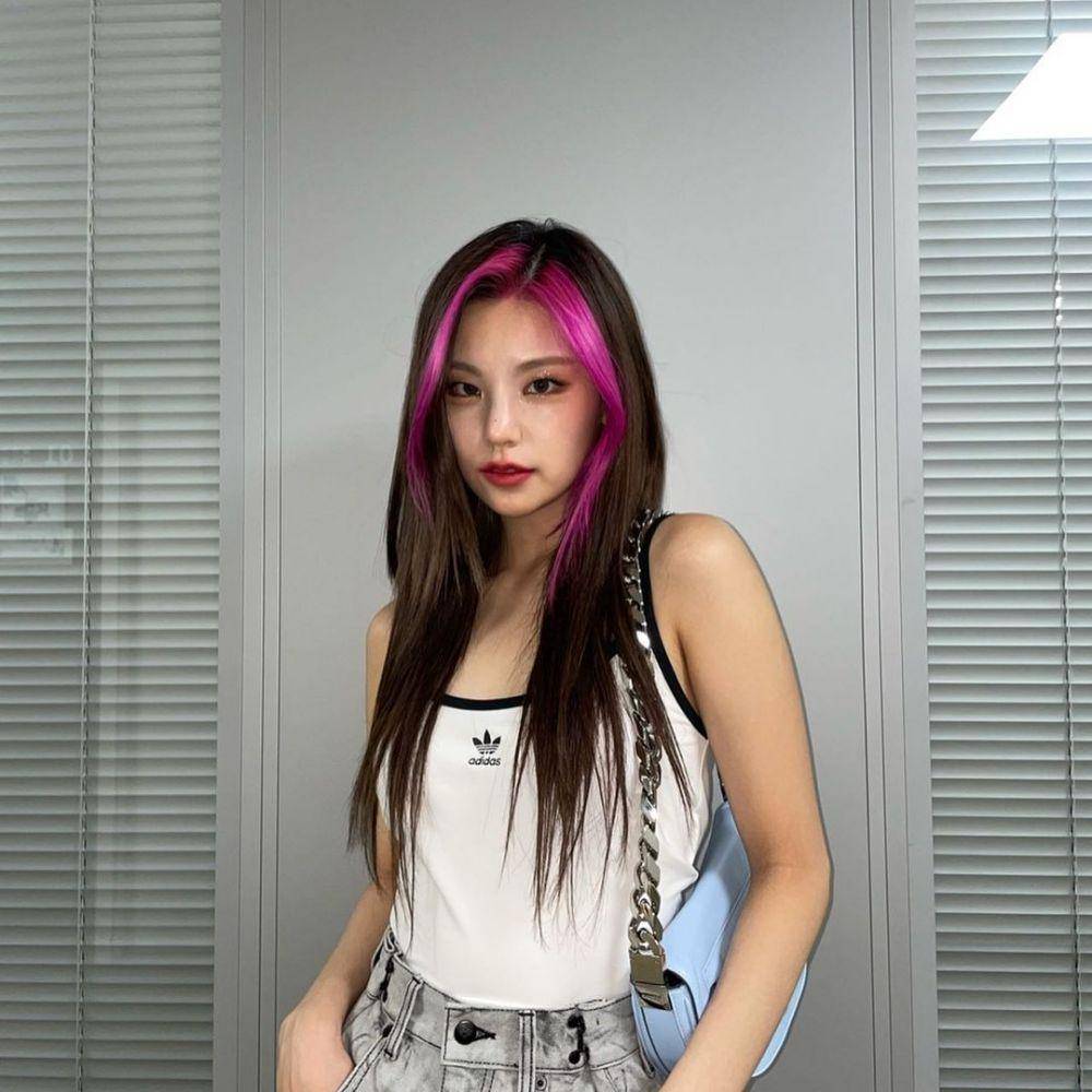 Yeji ITZY (instagram.com/itzy.all.in.us)