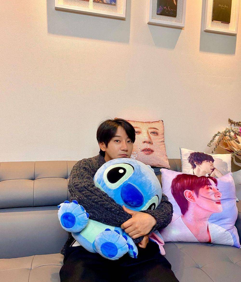 Hwang Chi Yeol (instagram.com/chiyeul7102)