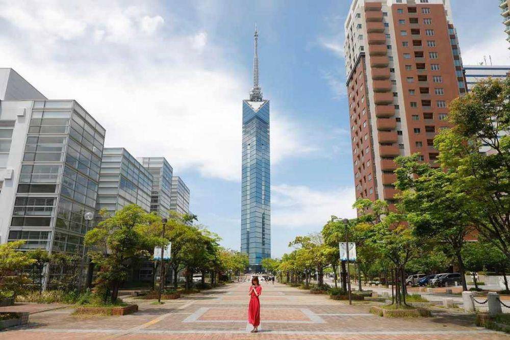 Fukuoka Tower (instagram.com/fukuokatower_official)