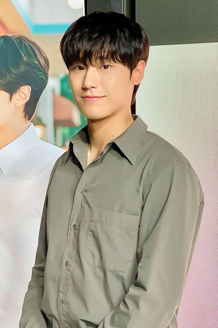 potret Lee Do Hyun (instagram.com/ldh_sky)