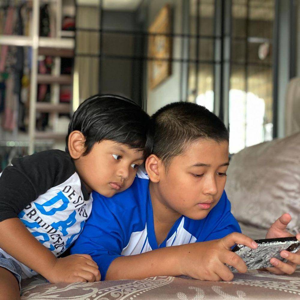 Fabian dan Fadlikal (instagram.com/shantydenny)