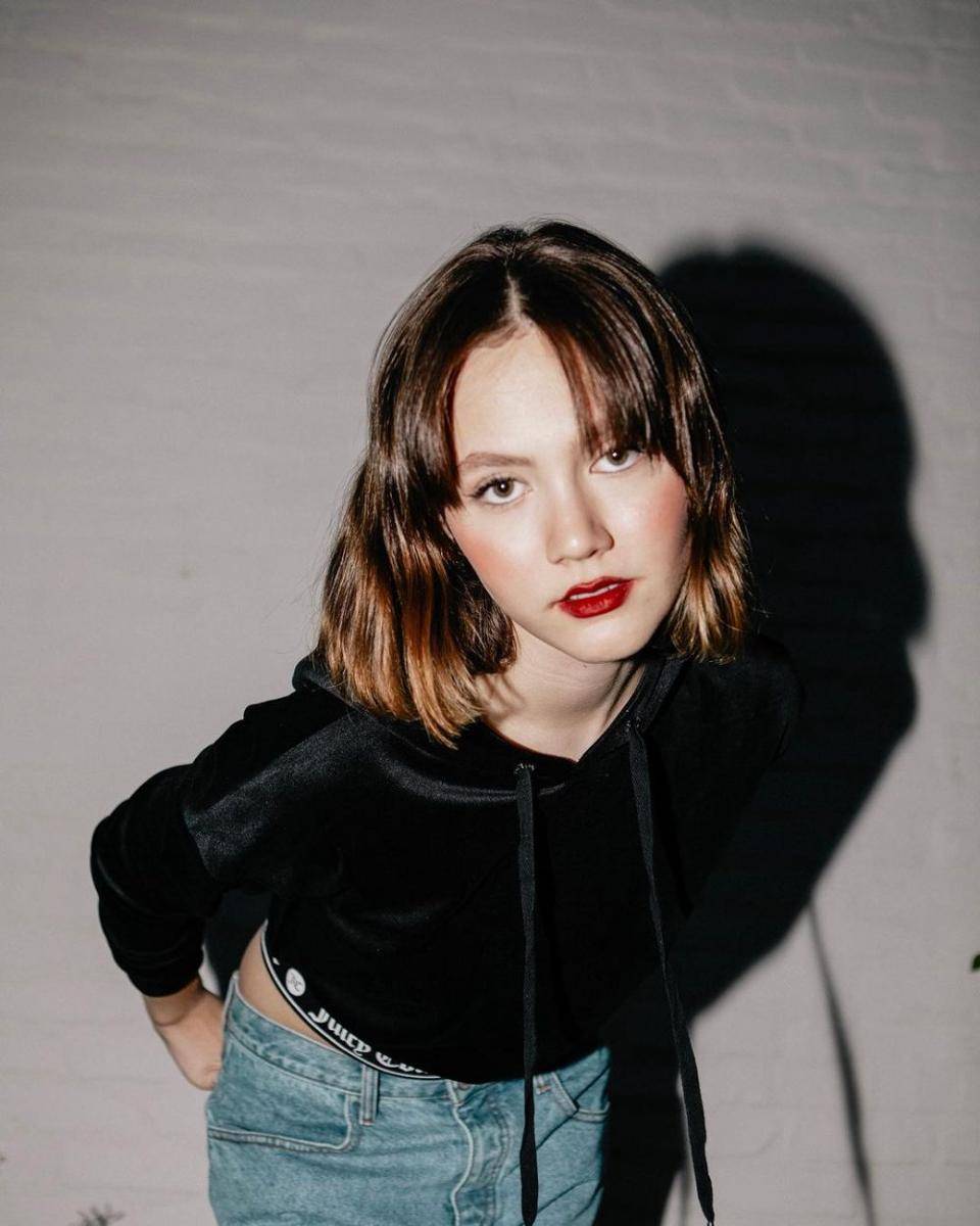 Iris Apatow (instagram.com/irisapatow)