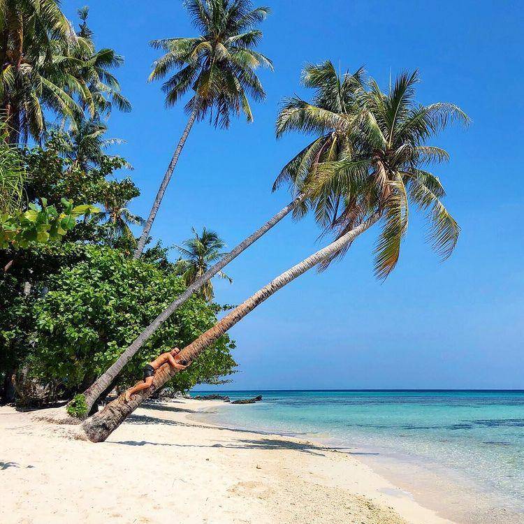 Pantai Tanjung Gelam (instagram.com/kweinacht)