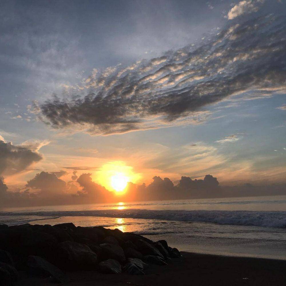 Pantai Padang Galak (instagram.com/widivedanta14)