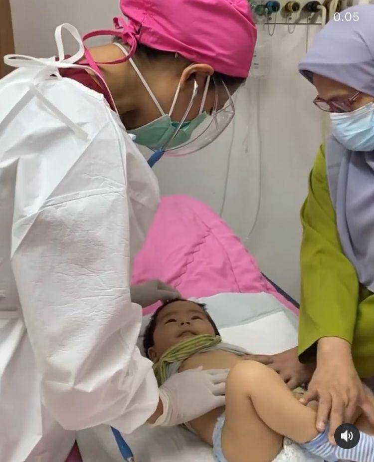 keluarga Oki Setiana Dewi (instagram.com/okisetianadewi)