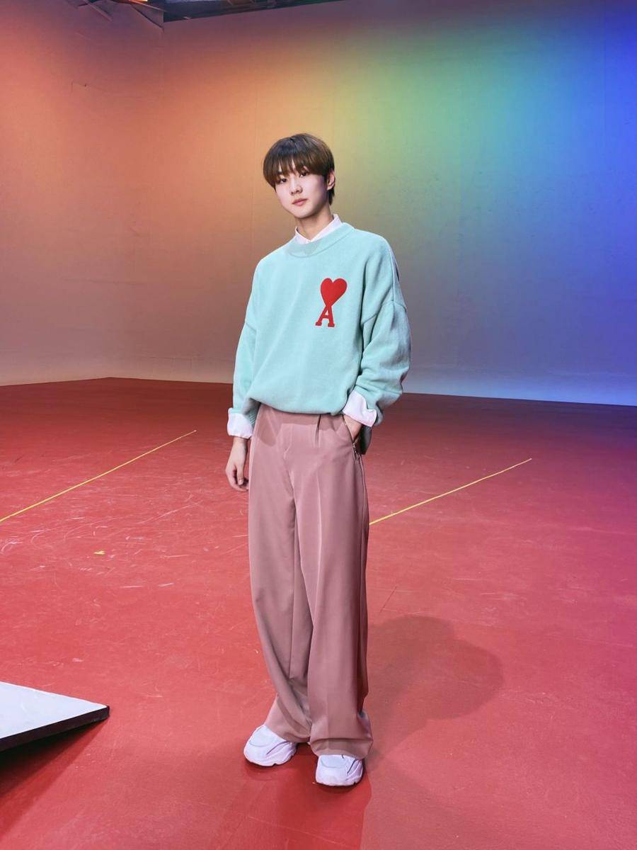 Ide outfit leader Hybe Labels (Twitter.com/ENHYPEN_members)