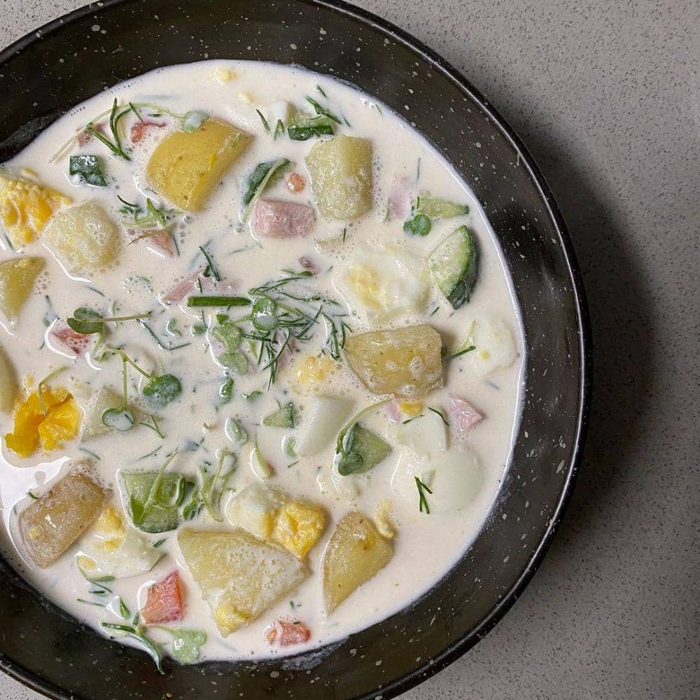 Okroshka, sup terkenal dari Rusia (instagram.com/thatchefkray)