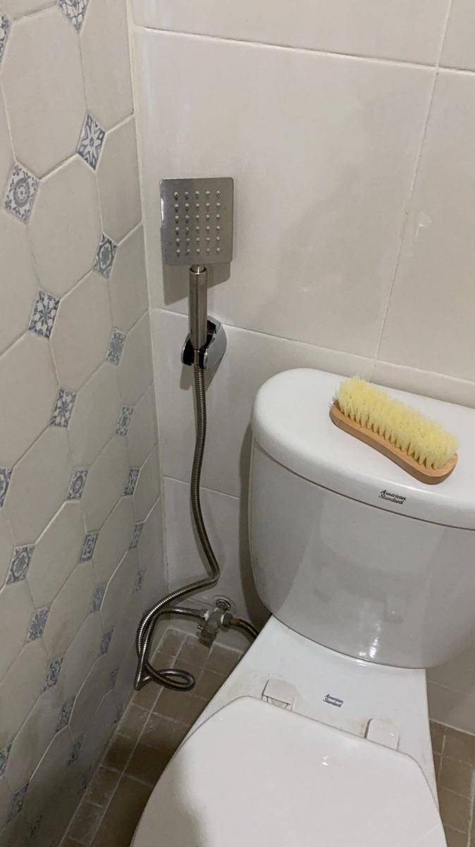 shower kocak (twitter.com/jjgrc_)