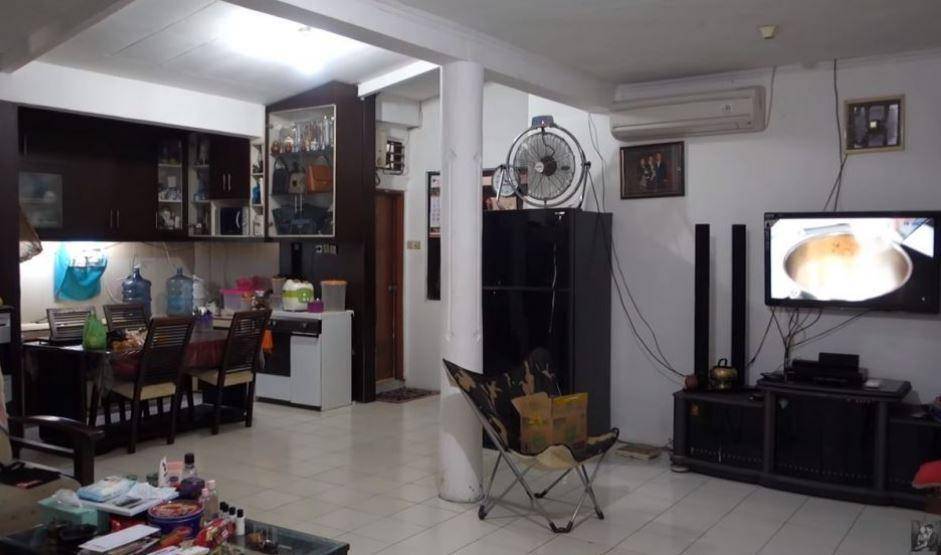 Rumah Puala Verhoeven (YouTube.com/Chelzea Nail)