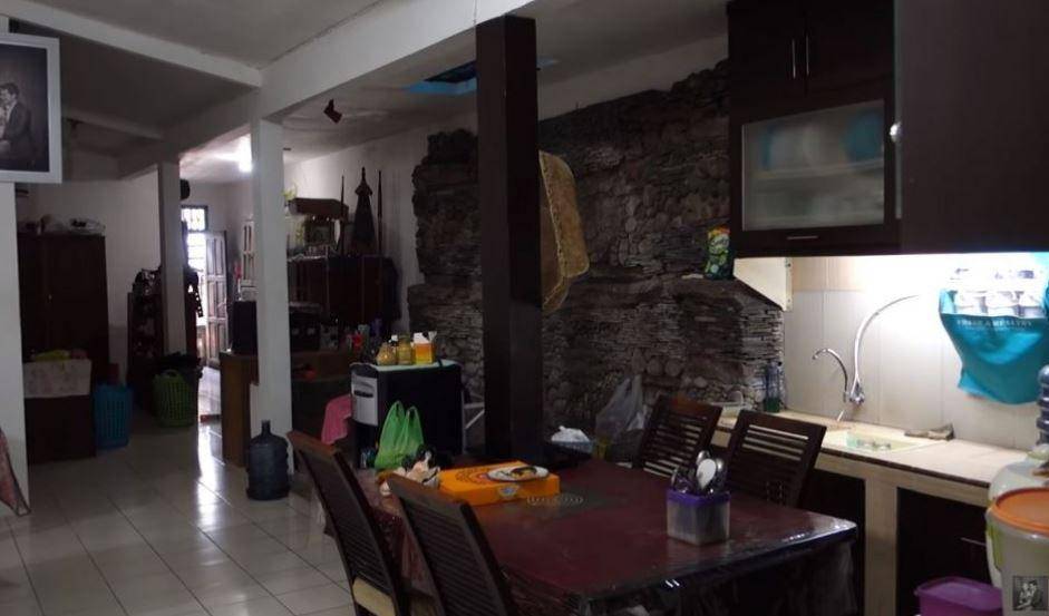 Rumah Puala Verhoeven (YouTube.com/Chelzea Nail)