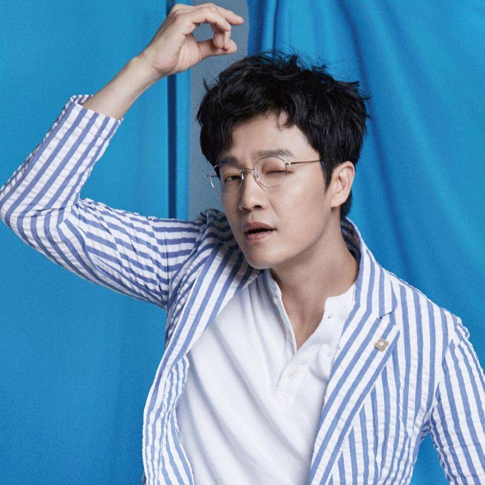 Jo Han Chul (instagram.com/1season73)