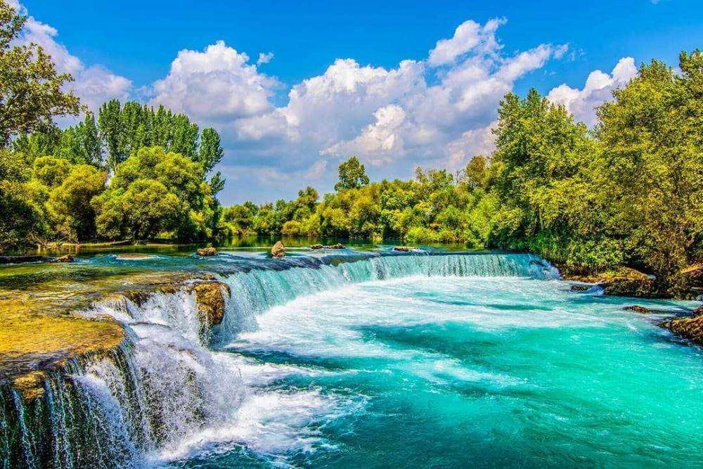 Manavgat Waterfall (instagram.com/_travelico_)