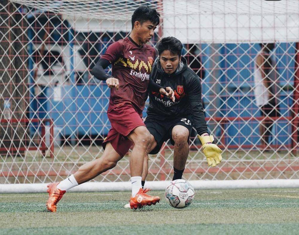 Pelatih Badak Lampung FC, Budiardjo Thalib berjanji bakal menyajikan permain apik saat anak asuhnya mengahadapi PSKC Cimahi. (Instagram/@badaklampungfc)