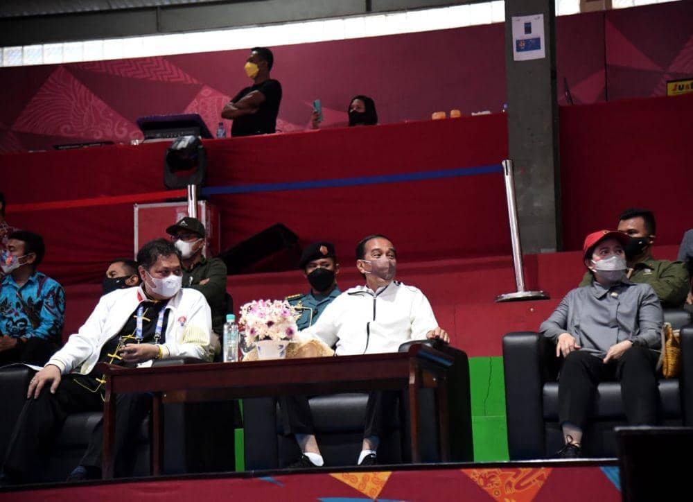 Presiden Jokowi menonton Wushu (Dok.Biro Pers Kepresidenan)