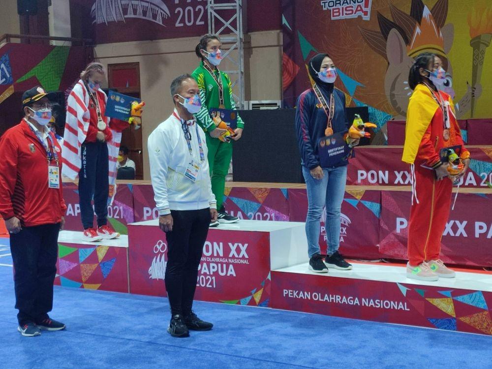 Rosalina Simanjuntak melengkapi medali emas dari cabor wushu di PON Papua (Dok.IDN Times/istimewa)