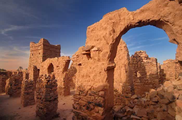 situs arkeologi Dhar Tichitt di Mauritania (medium.com)