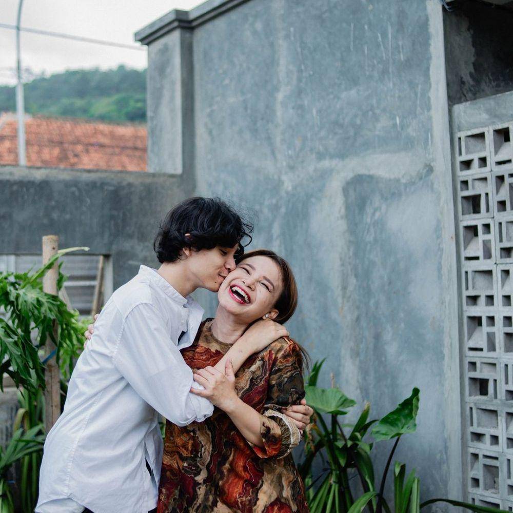 Rizky Langit Ramadhan dan Rossa (instagram.com/itsrossa910)