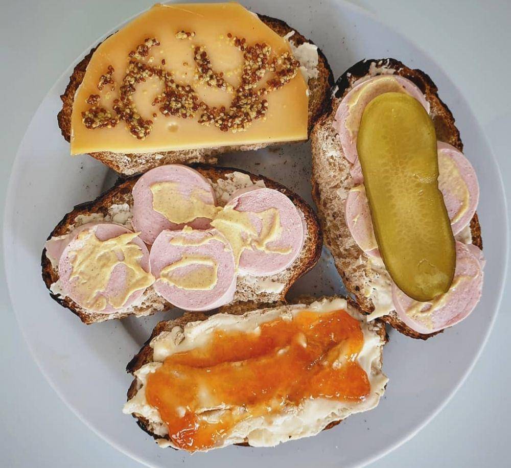 halve hahn (instagram.com/marcelo_cologne)