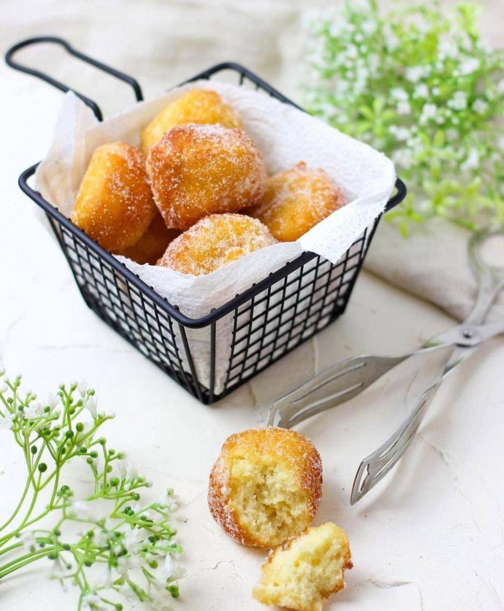 quarkbällchen (instagram.com/zuckerbaeckerinbackt)