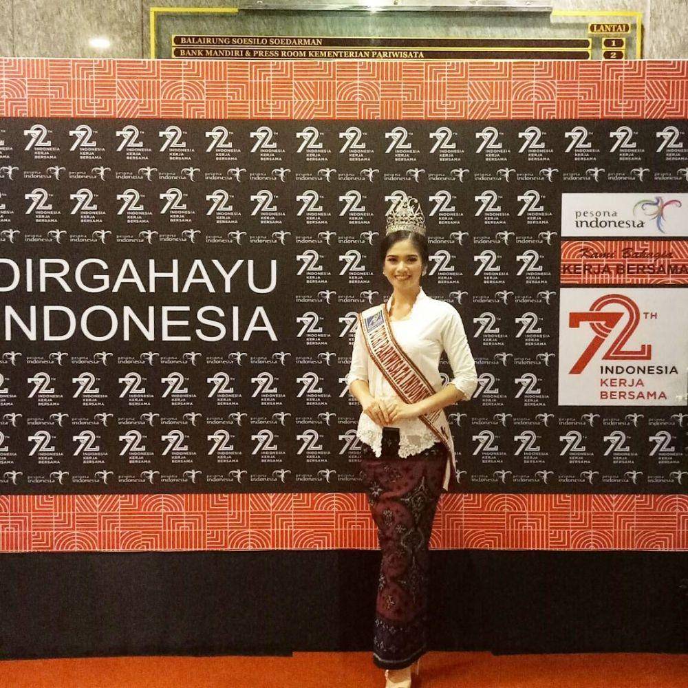 Kebaya Lois Tangel. (instagram.com/loistangel/)