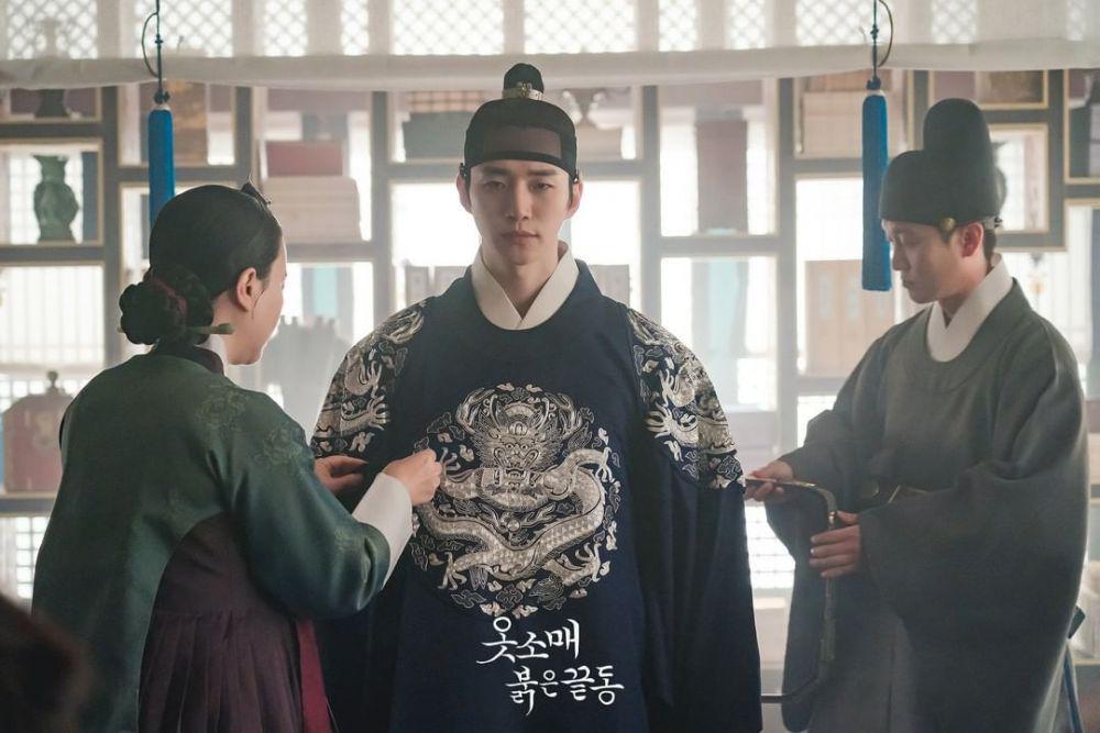 Junho 2PM di drama The Red Sleeve Cuff (instagram.com/mbcdrama_now)