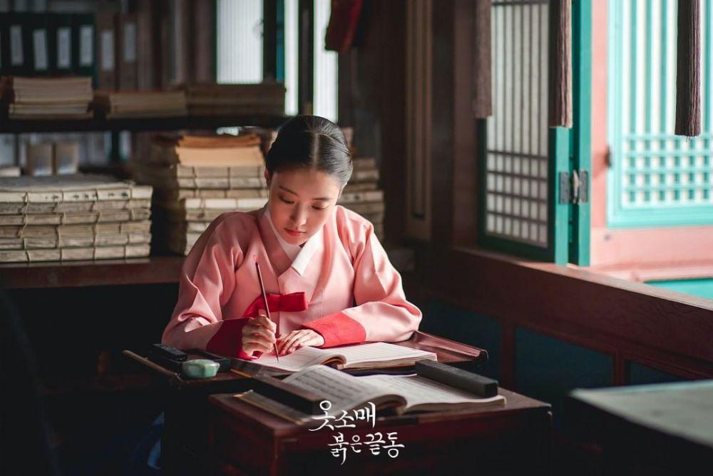 Lee Se Young di drama The Red Sleeve Cuff (instagram.com/mbcdrama_now)