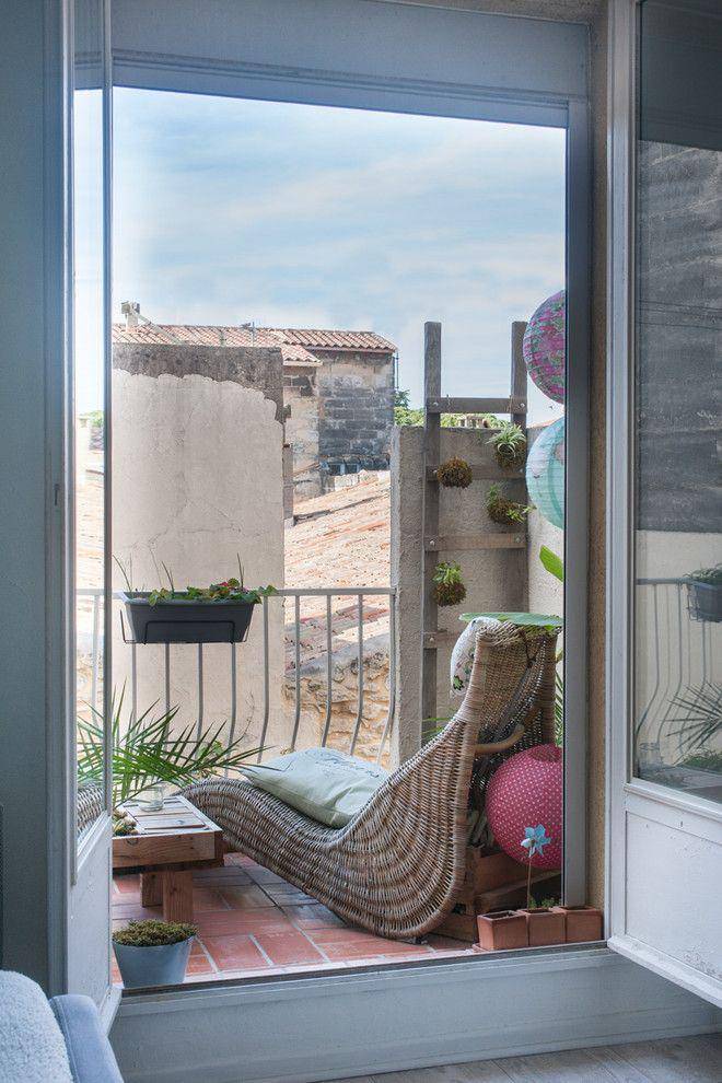 ilustrasi balkon apartemen (digsdigs.com)