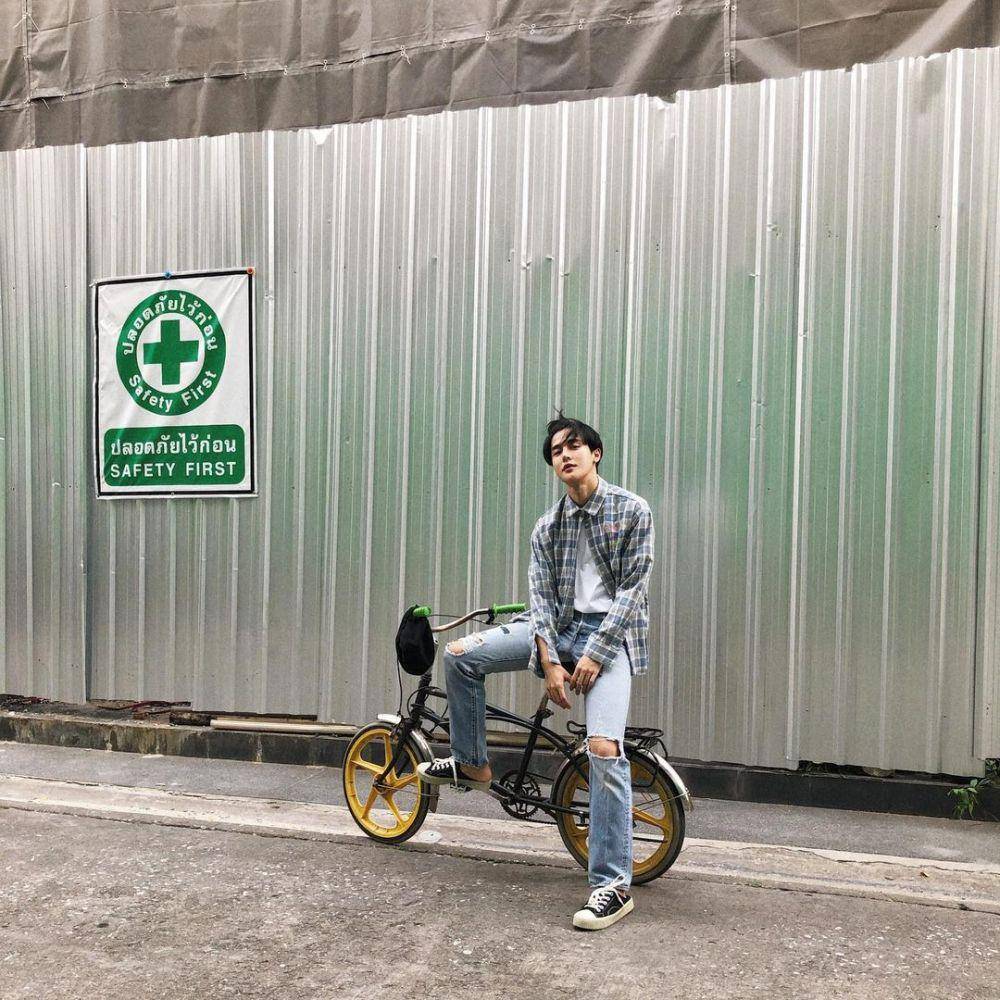 Arm Weerayut (instagram.com/arm_wc)