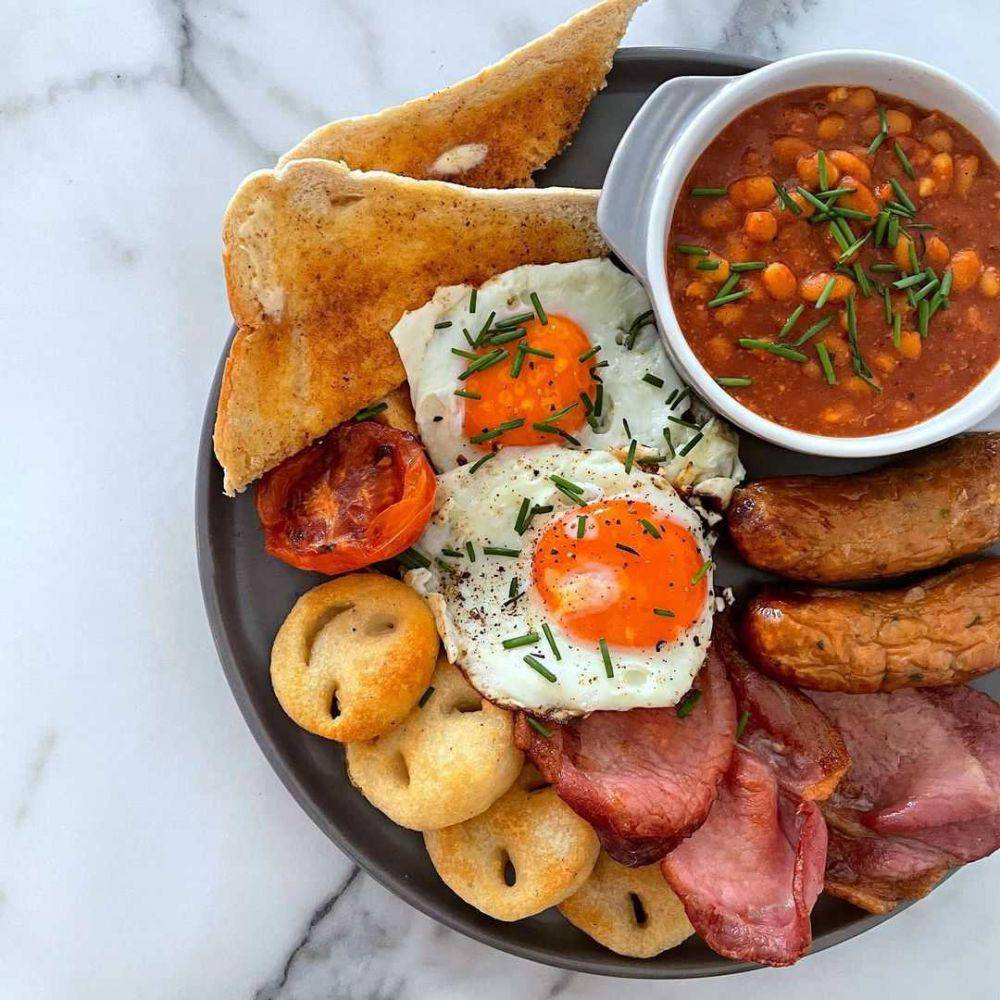 full english breakfast (instagram.com/foodatno.3)