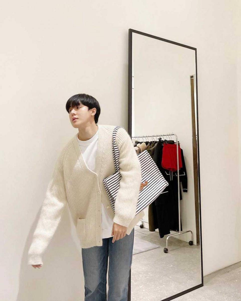 Arm Weerayut (instagram.com/arm_wc)