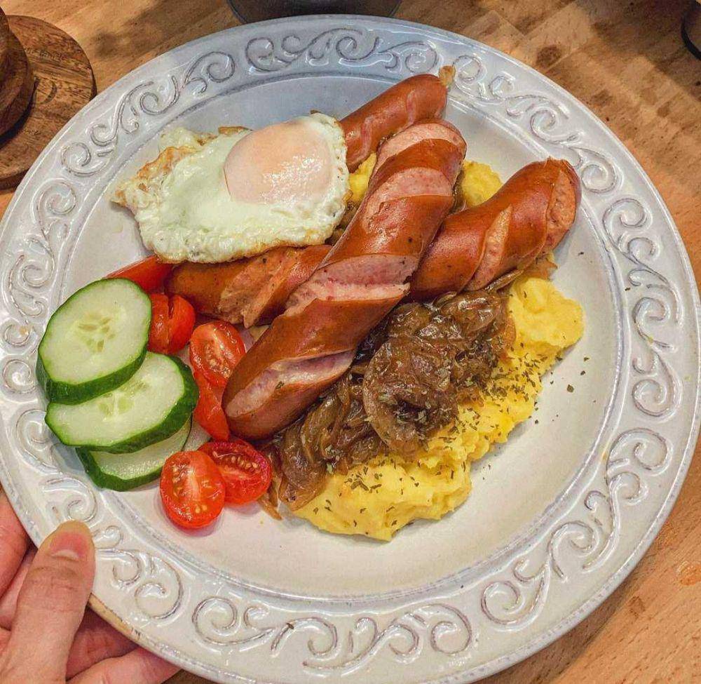 bangers dan mash (instagram.com/orangejimbo)