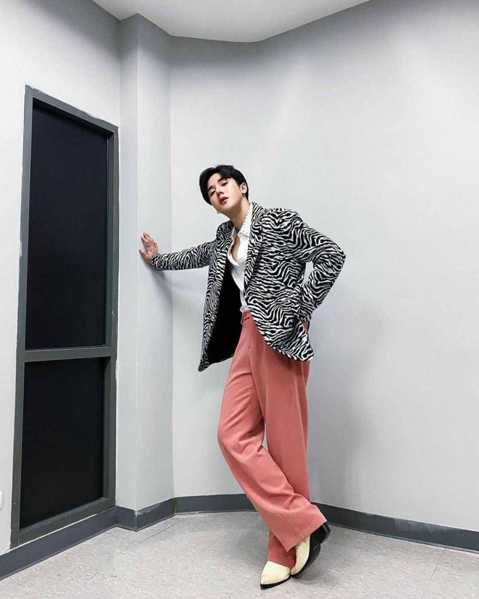 Arm Weerayut (instagram.com/arm_wc)