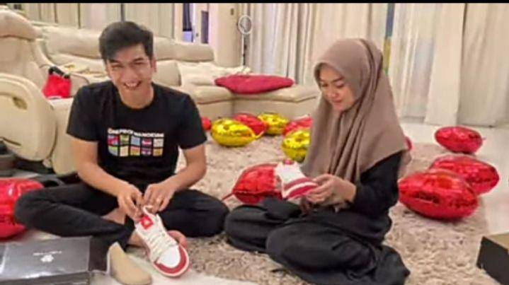 ulang tahun Teuku Ryan (dok. YouTube.com/Ricis Official)