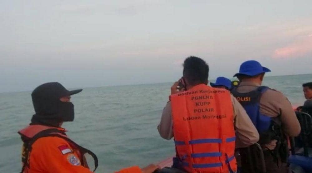 Tercebur Akibat Engkol Mesin, ABK Kapal Lamtim Belum Ditemukan