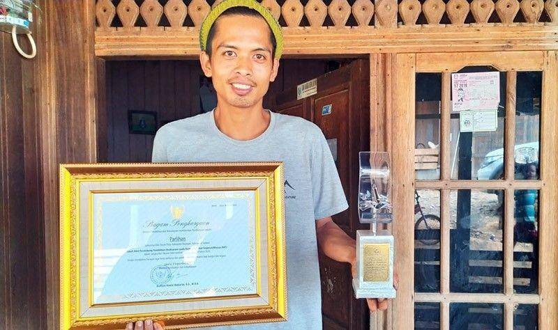 Parlihan, Balian Muda Desa Ajung, Kabupaten Tabalog (ANTARA/HO/Humas YABN/Yudi Febrianda)