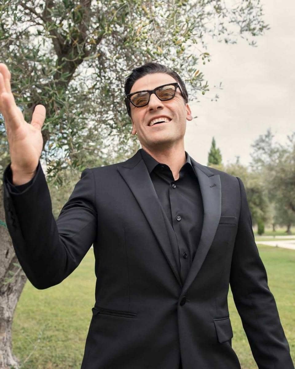 Oscar Isaac (instagram.com/wbpictures)