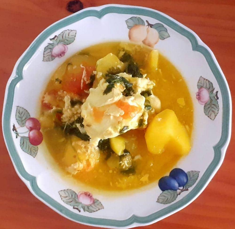 Caldo de papas (instagram.com/platos_variados)