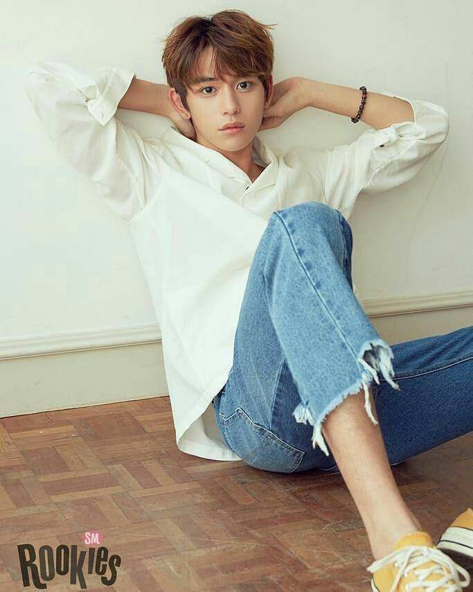 Outfit Lucas NCT (instagram.com/nctunited00)