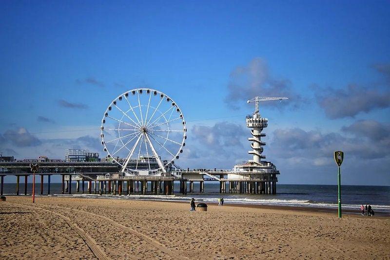 Pantai Scheveningen (instagram.com/allthecoloursofmyworld)