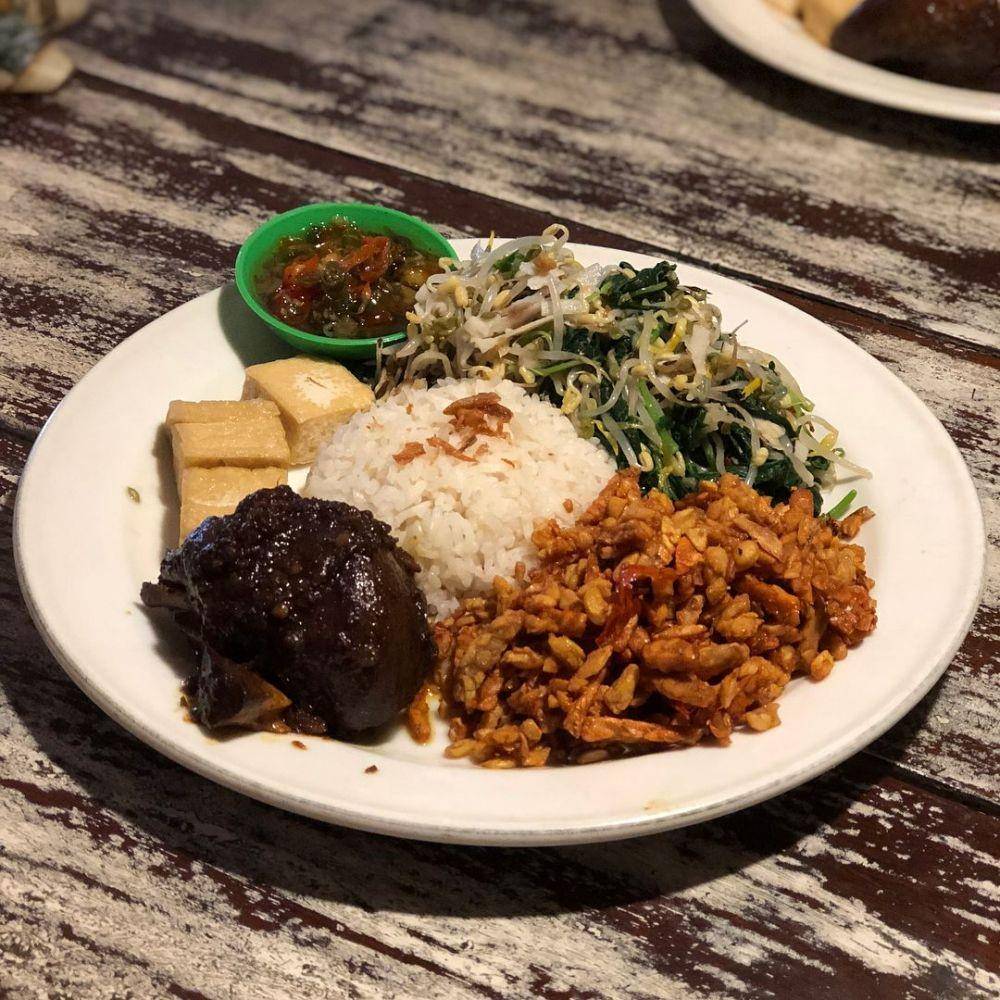 Warung Rama (instagram.com/inswain_inthebrain)