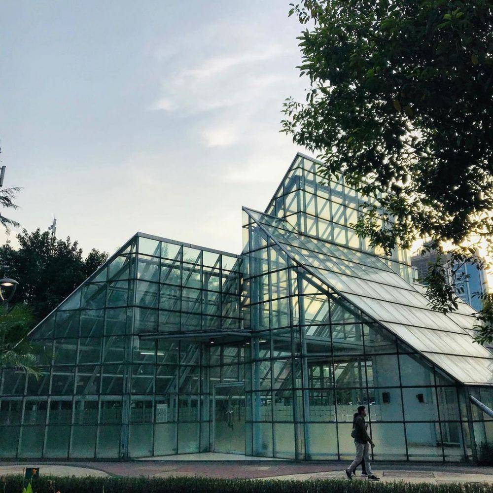 Taman Menteng, Jakarta Pusat (instagram.com/hongrui.xu__)