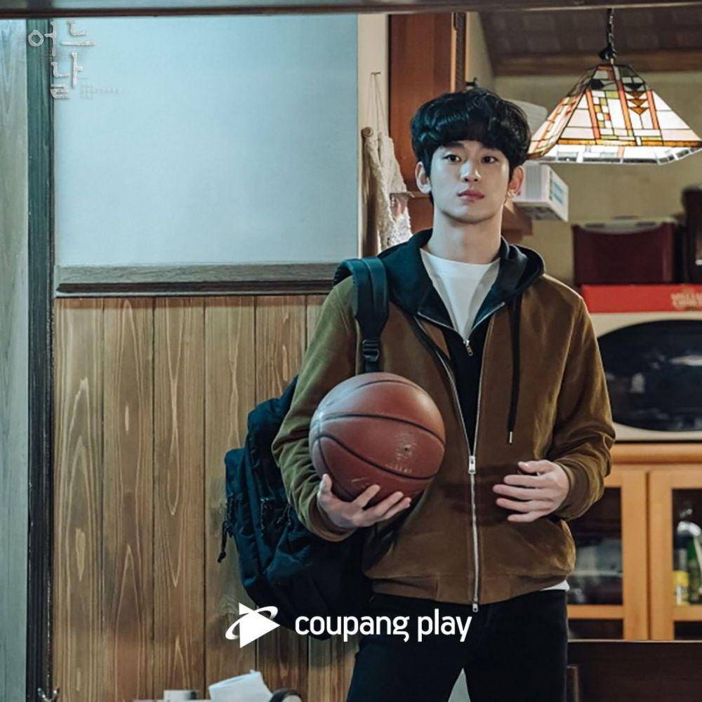 Kim Soo Hyun (instagram.com/coupangplay)
