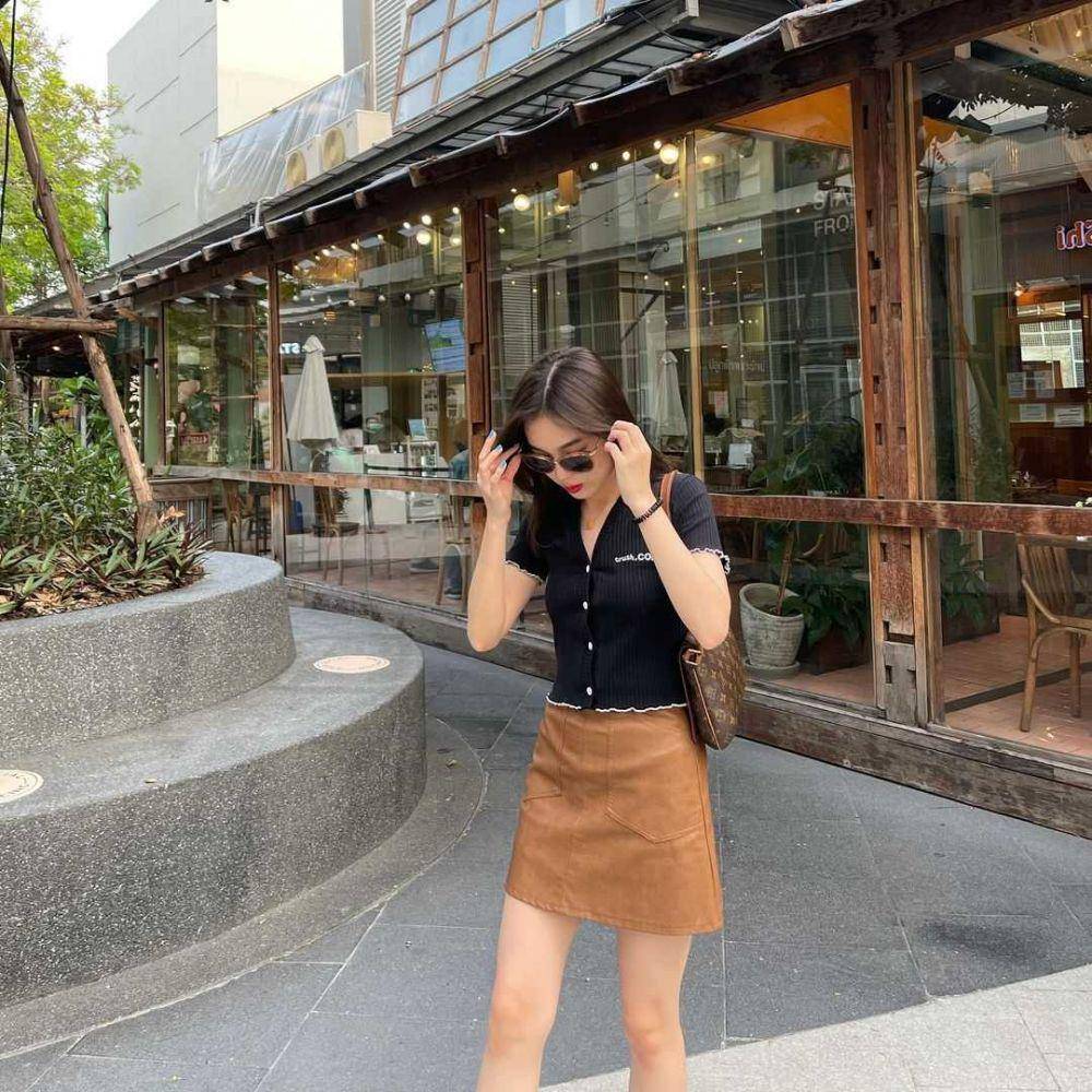 Padu padan rok ala Love Pattranite (instagram.com/loverrukk)